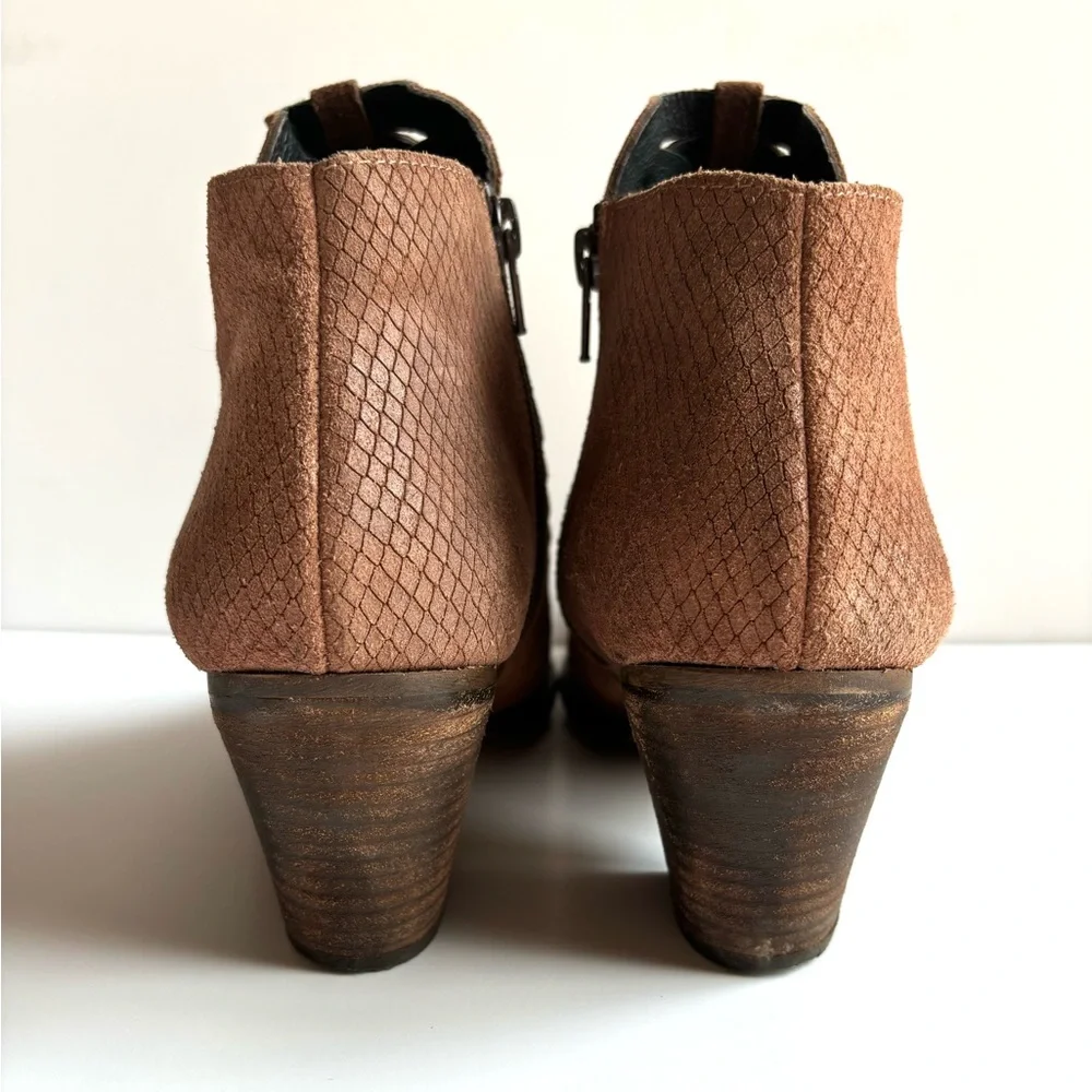 Free People Loveland Brown Mocha‎ Suede Cutout Braided Festival Ankle Boot 9.5